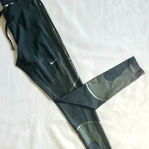 NWT Nike Power Speed tights